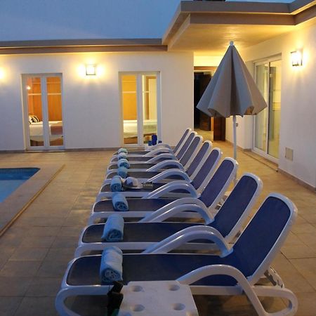 Villa Betty Cala'N Blanes  Zewnętrze zdjęcie