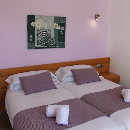 Villa Betty Cala'N Blanes  Zewnętrze zdjęcie